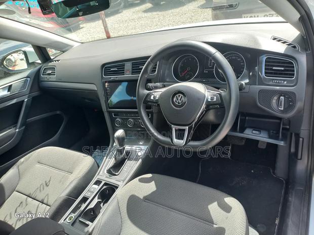 Volkswagen Golf 1.4T S FWD 2019 White