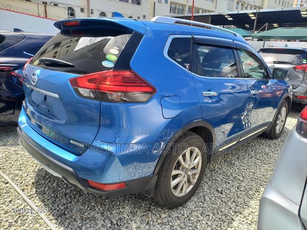 Nissan X-Trail 2.0 Hybrid AWD 2019 Blue