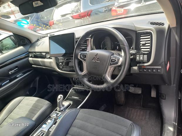 Mitsubishi Outlander 2019 Brown