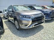 Mitsubishi Outlander 2.4 PHEV AWD 2019 Gray for sale