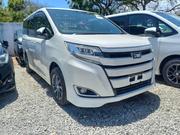 Toyota Noah 2.0 FWD (8 Seater) 2019 White for sale