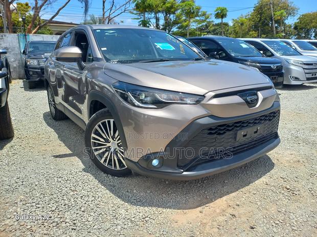 Toyota Corolla Cross 2.0 Petrol AWD 2022 Gray