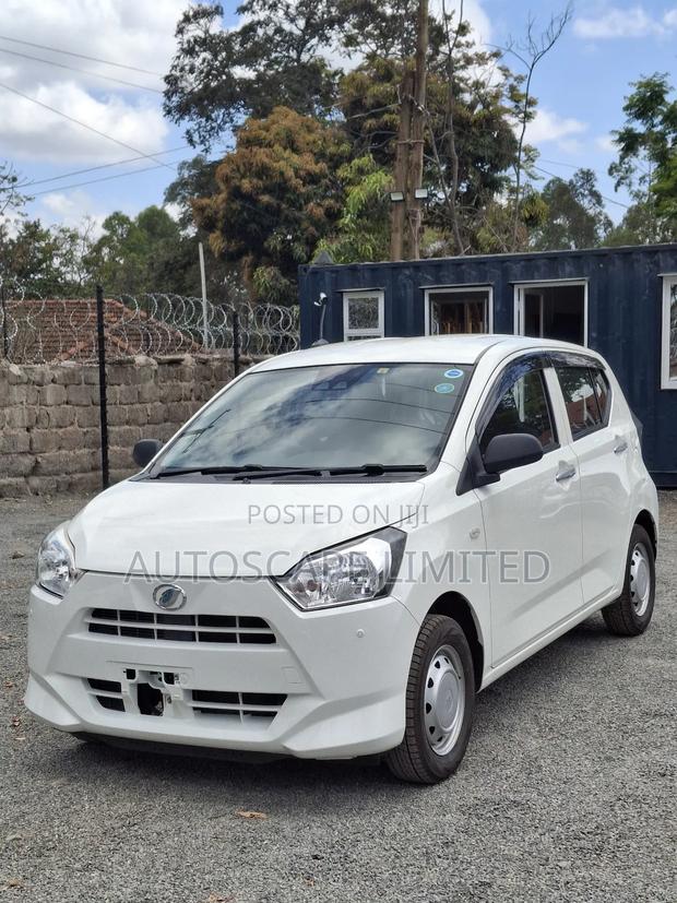 Daihatsu Mira 2018 White