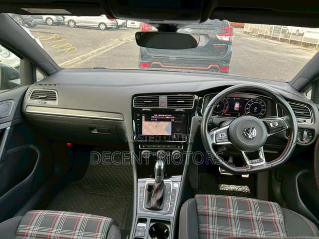 Volkswagen Golf 2019 Gray