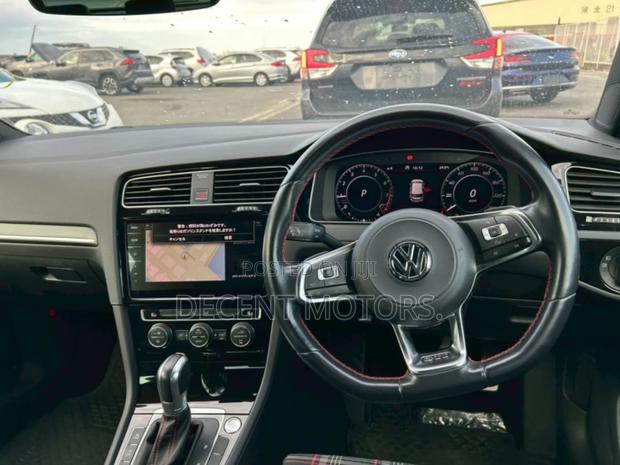 Volkswagen Golf 2019 Gray