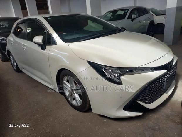Toyota Corolla Hatchback 2019 White