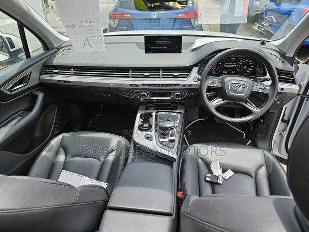 Audi Q7 3.0T Premium AWD quattro 2018 White