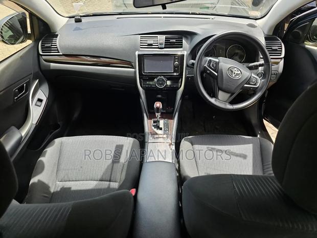 Toyota Allion 2018 Blue