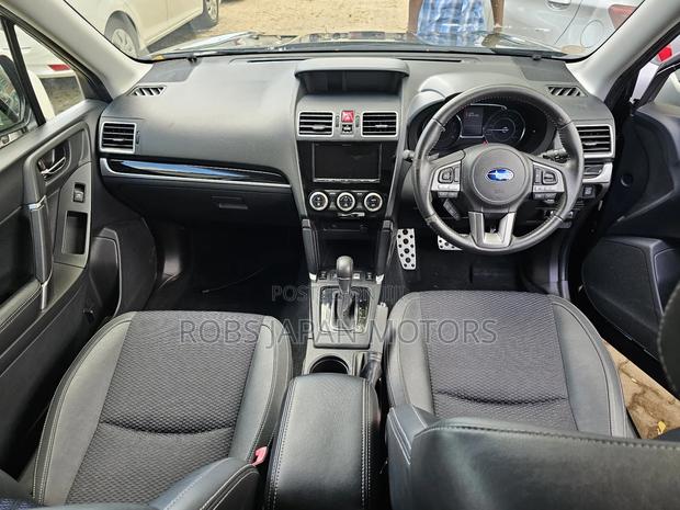 Subaru Forester 2.5i Premium AWD 2018 Matt Black