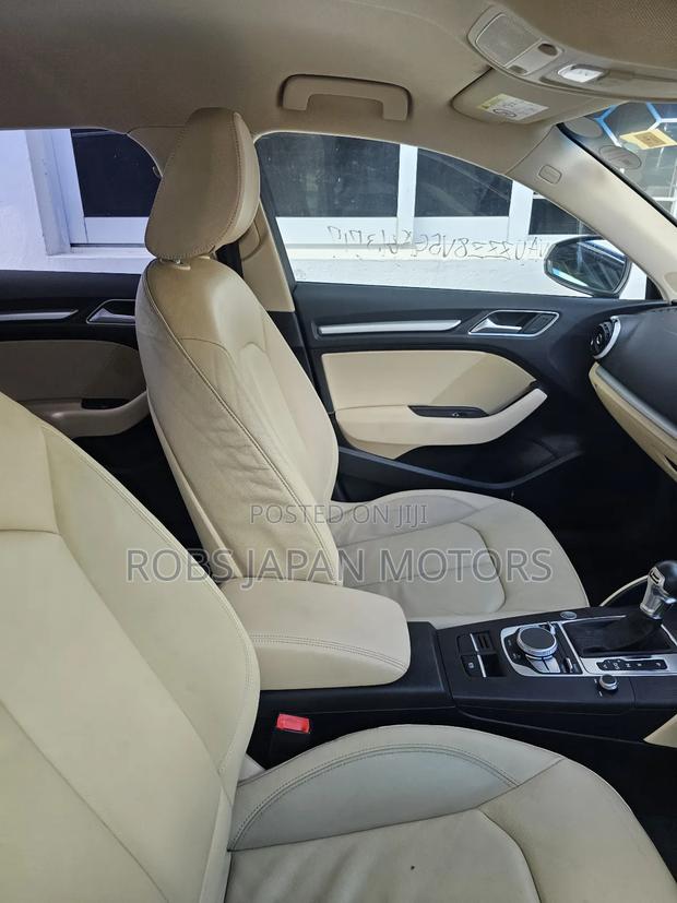 Audi A3 2.0T Tech Premium FWD 2018 Blue