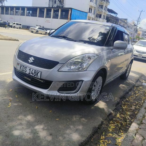 Suzuki Swift 2018 Silver