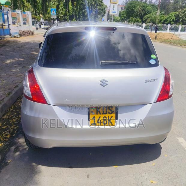 Suzuki Swift 2018 Silver
