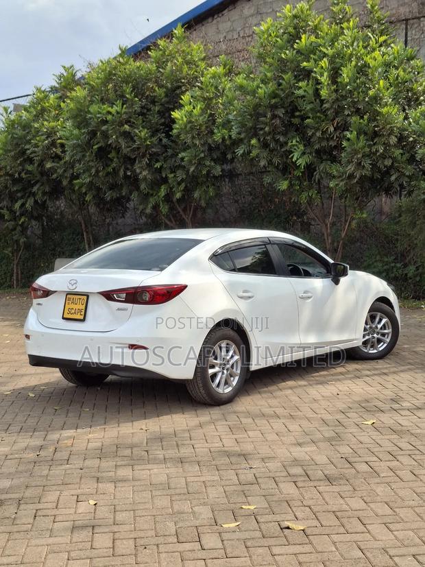 Mazda Axela 2019 White
