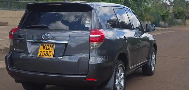 Toyota Vanguard 2010 Matt Black