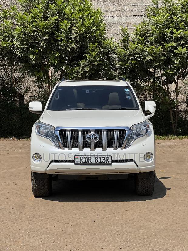 Toyota Land Cruiser Prado 2.8 2017 White