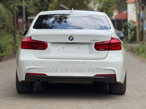 BMW 318i 2017 White