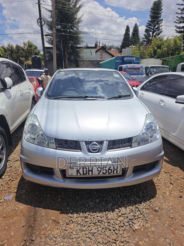 Nissan Wingroad 2015 Silver