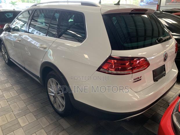 Volkswagen Golf Alltrack TSI S AWD 4MOTION 2018 White