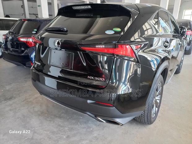 Lexus NX 300 FWD 2019 Black