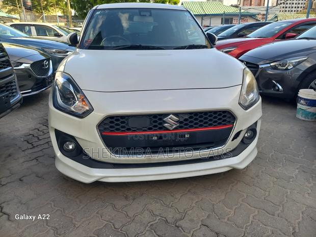 Suzuki Swift RS 2019 White