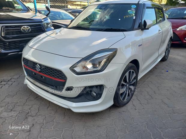 Suzuki Swift RS 2019 White