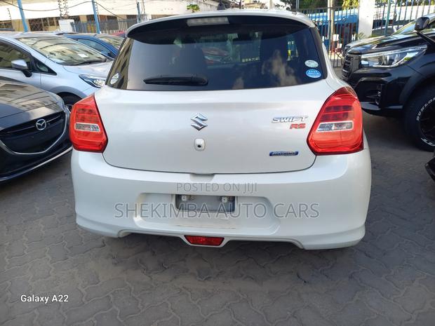 Suzuki Swift RS 2019 White