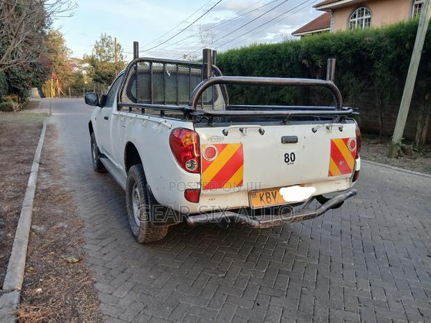 Mitsubishi L200 Single Cab 2.5 TD 4WD 2014 White
