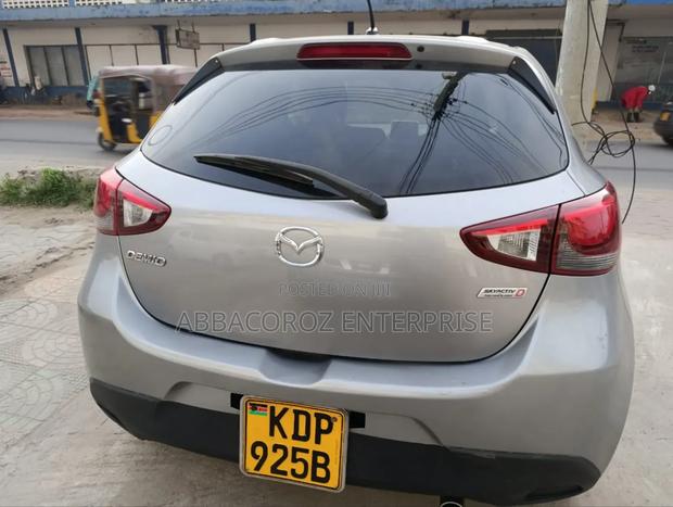 Mazda Demio 2017 Silver