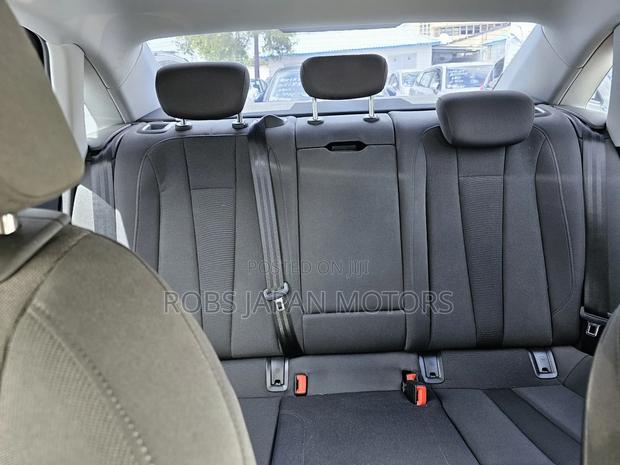Audi A4 2.0T Tech ultra Premium FWD 2018 Matt Black