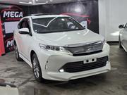 Toyota Harrier 2018 White for sale