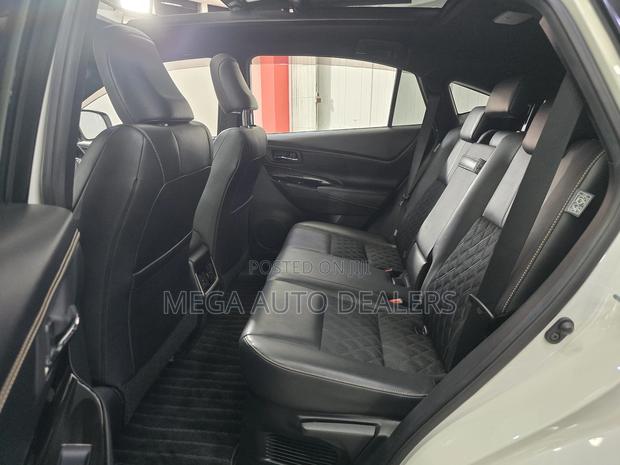 Toyota Harrier 2018 White