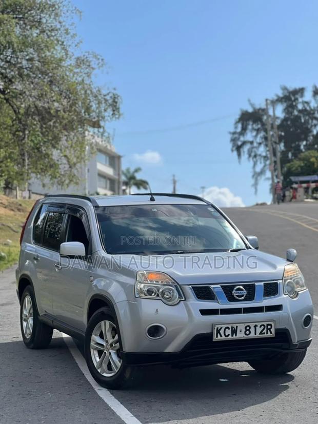 Nissan X-Trail 2013 Silver