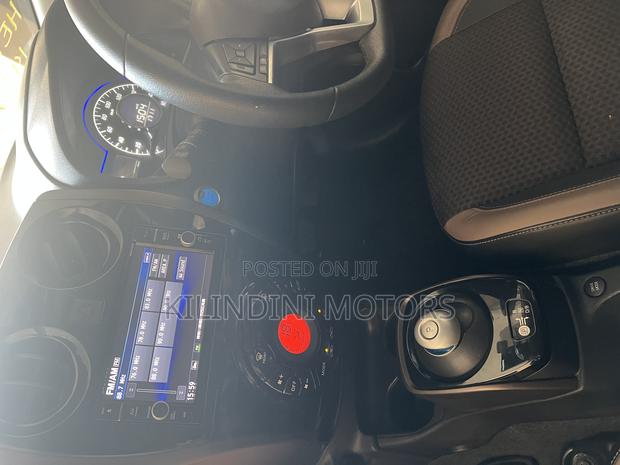 Nissan Note 2018 Blue