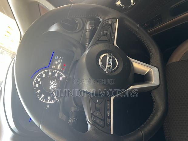 Nissan Note 2018 Blue