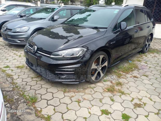 Volkswagen Golf Variant 2019 Black