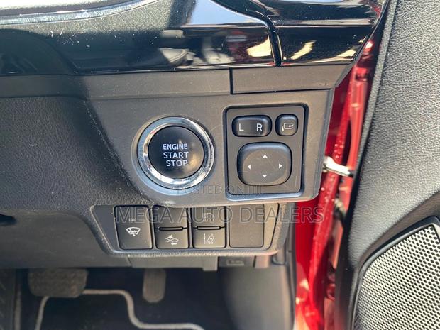 Toyota Corolla Fielder 2018 Red