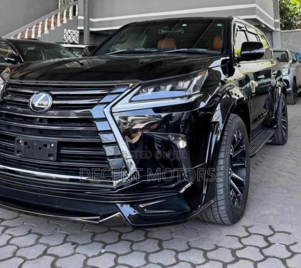 Lexus LX 570 AWD 2019 Black
