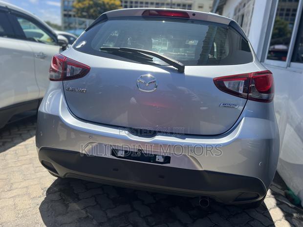 Mazda Demio 2019 Silver