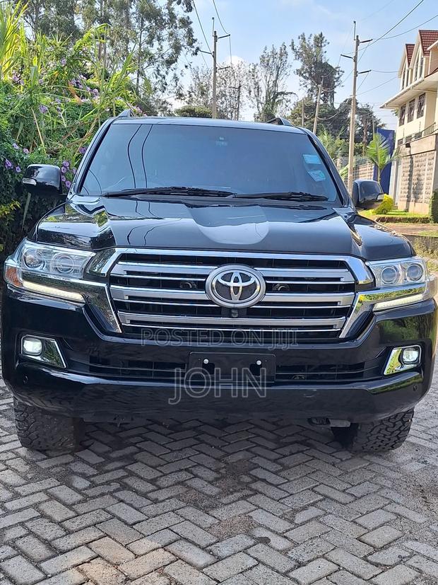 Toyota Land Cruiser 4.6 V8 ZX 2014 Black