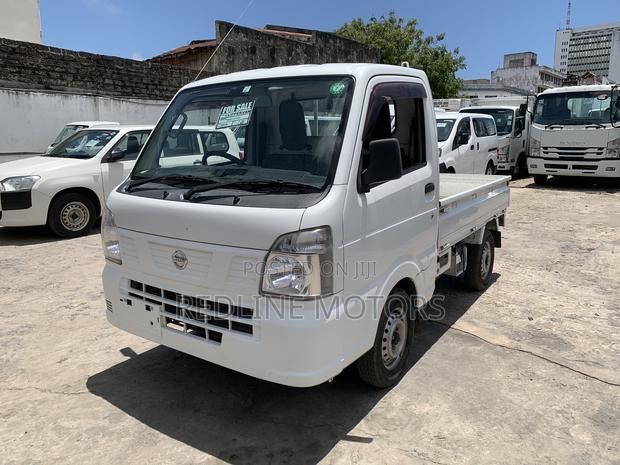 Nissan 100 2018 White
