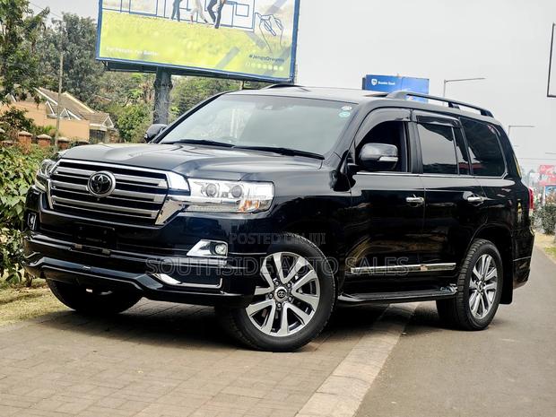 Toyota Land Cruiser 4.6 V8 ZX 2019 Black