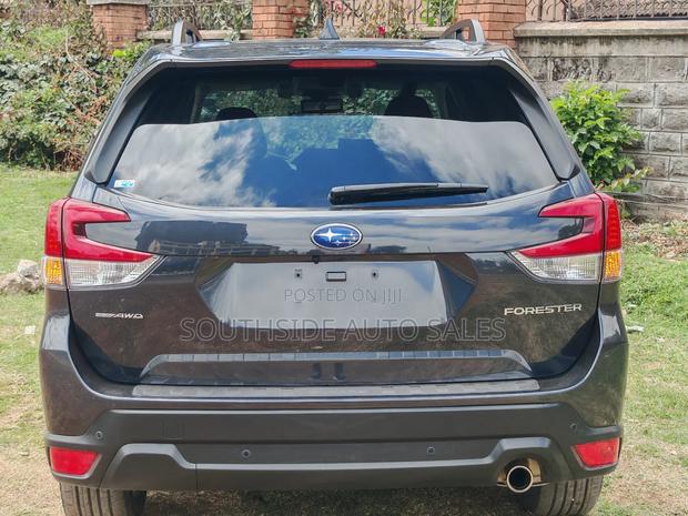 Subaru Forester 2.5i Premium AWD 2018 Gray