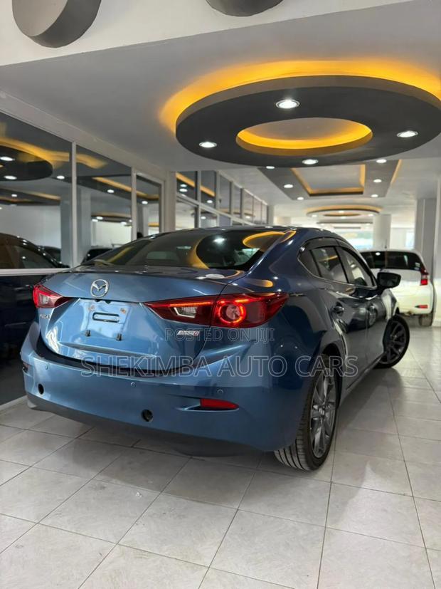Mazda Axela 2019 Blue