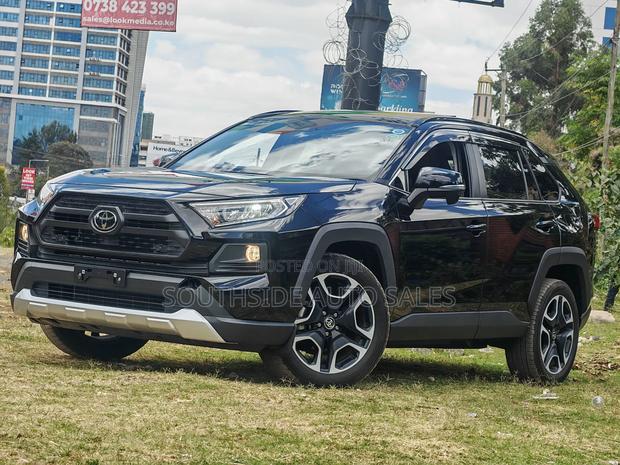 Toyota RAV4 Adventure 2019 Black