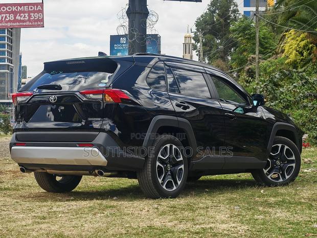 Toyota RAV4 Adventure 2019 Black