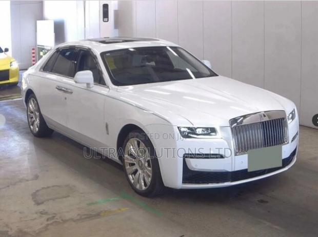 Rolls-Royce Wraith 6.6 RWD 2021 White