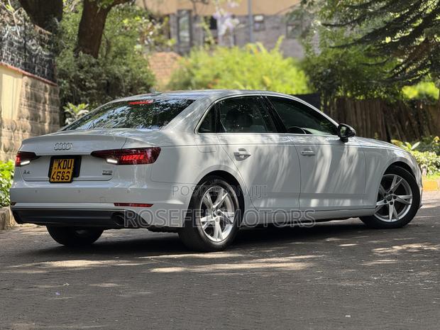 Audi A4 2018 White