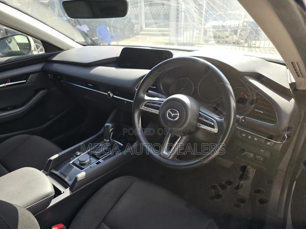 Mazda 3 2019 Silver