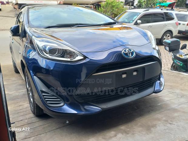 Toyota Aqua 2019 Blue
