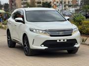 Toyota Harrier 2020 White for sale